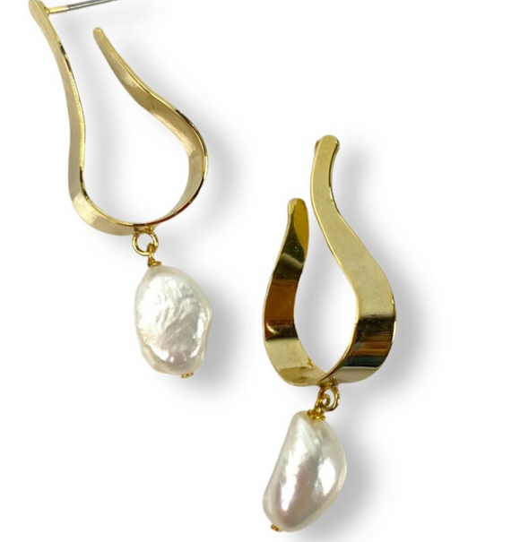 Gold Modern Hoop with Pearl Dangle