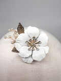 Aletta White Flower Hair Clip