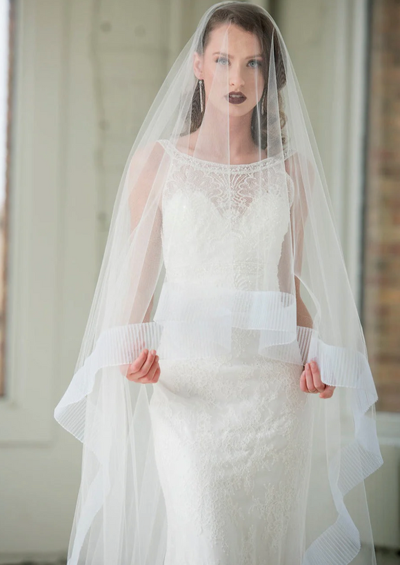 Hana Ivory Pleated Horsehair Veil